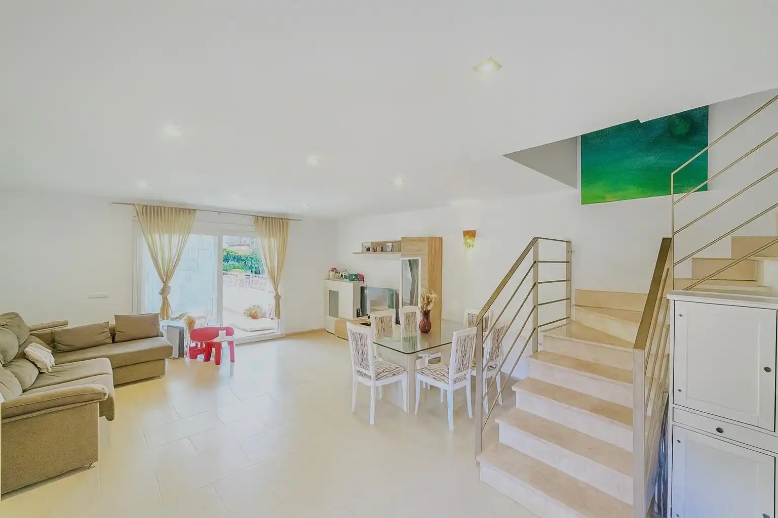 Sala de estar de Casa adosada en venta en Bunyola con Jardín privado, Terraza y Balcón