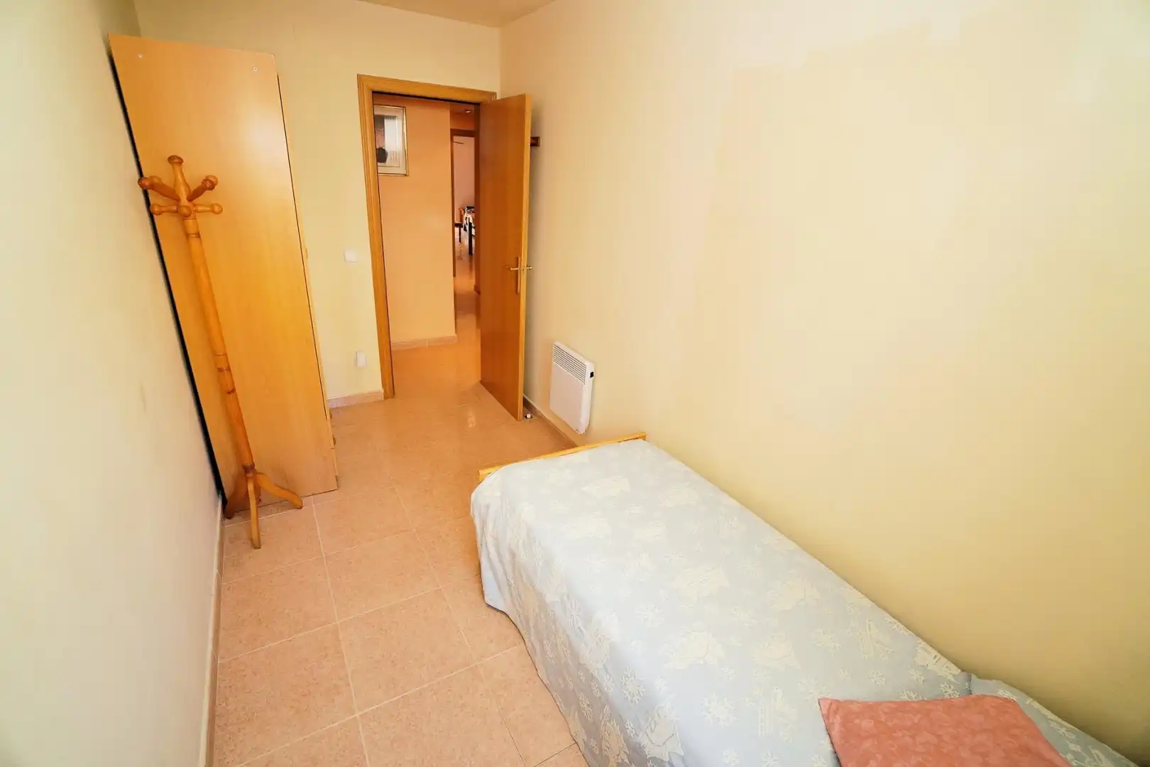 Habitación de Piso en venta en Torredembarra con Aire acondicionado, Calefacción y Terraza