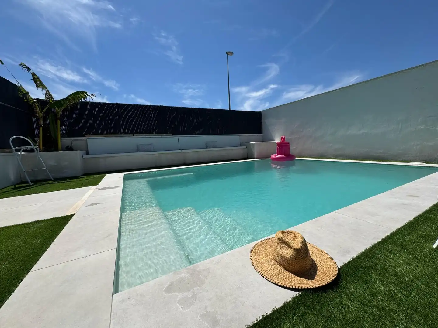 Piscina de Casa adosada en venda en Molina de Segura amb Aire condicionat, Jardí privat i Terrassa