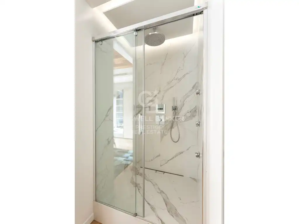 Apartament amb ascensor en venda a Calle Pau Claris, imagen 20