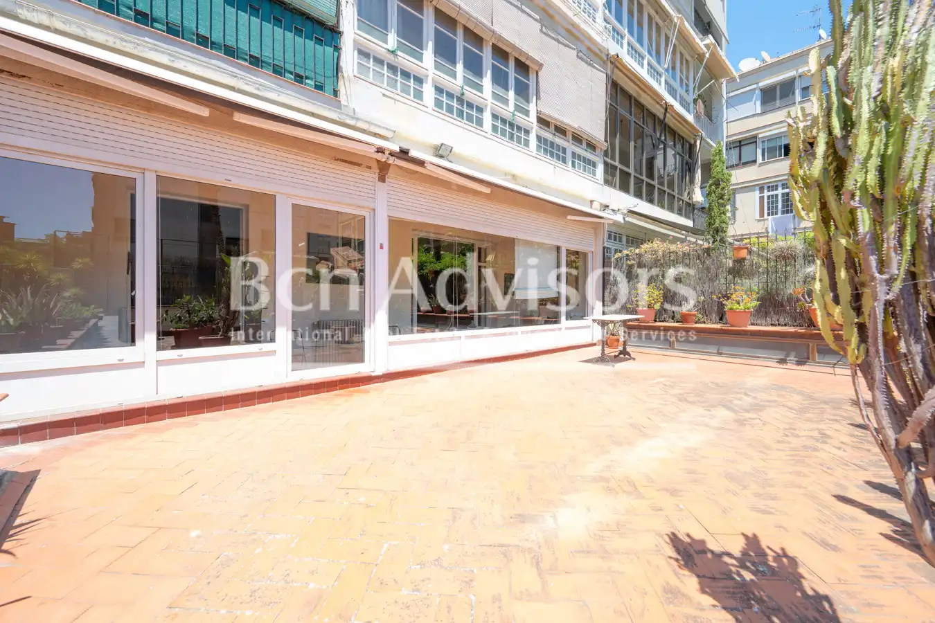 Piso con terraza en venta en Carrer de València, imagen 10
