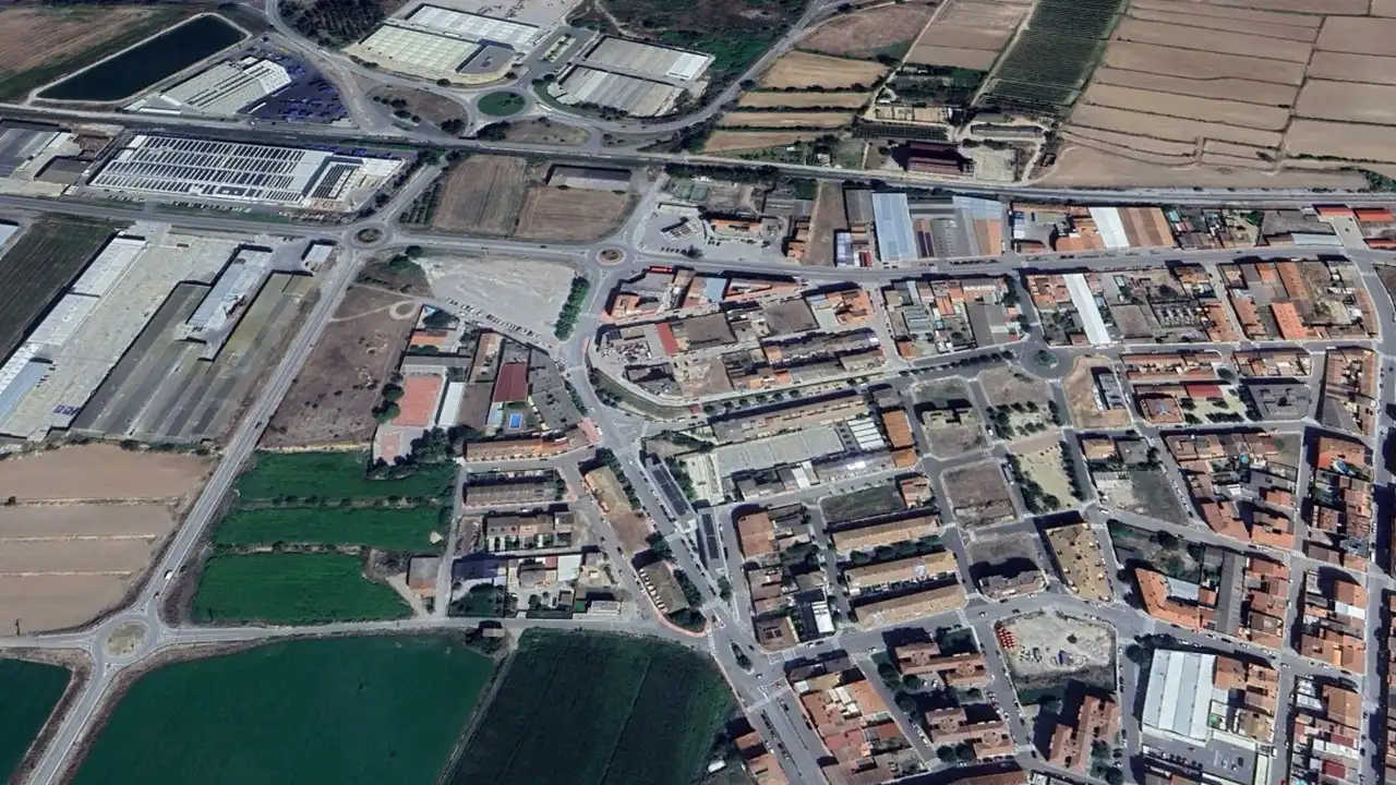 Terreno rústico en venta en Av Urgell, imagen 3