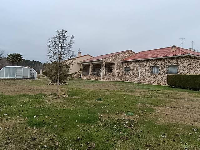Casa-chalet en Venta en Buendía