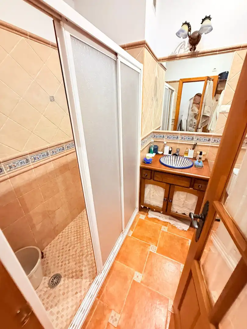 Bathroom of Detached homes for sale in Álora  with Air Conditioner, Terrace and Oven