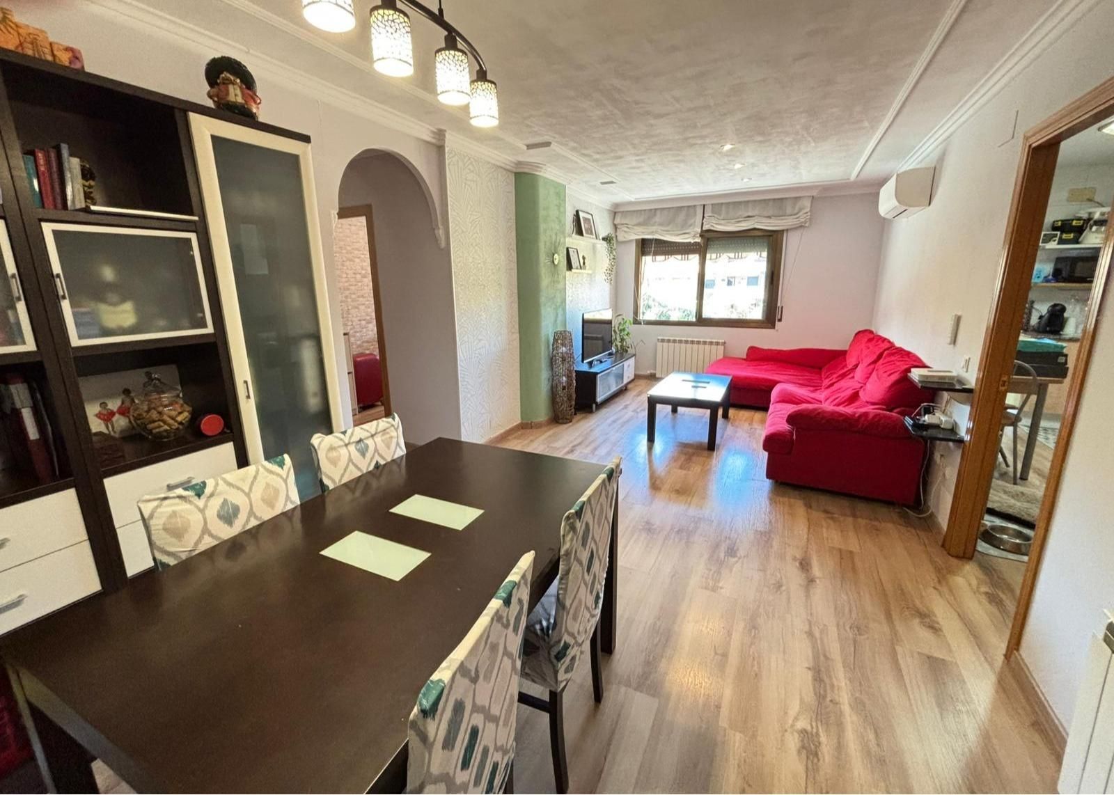 Exterior view of Flat for sale in Santa Margarida de Montbui  with Air Conditioner, Heating and Parquet flooring