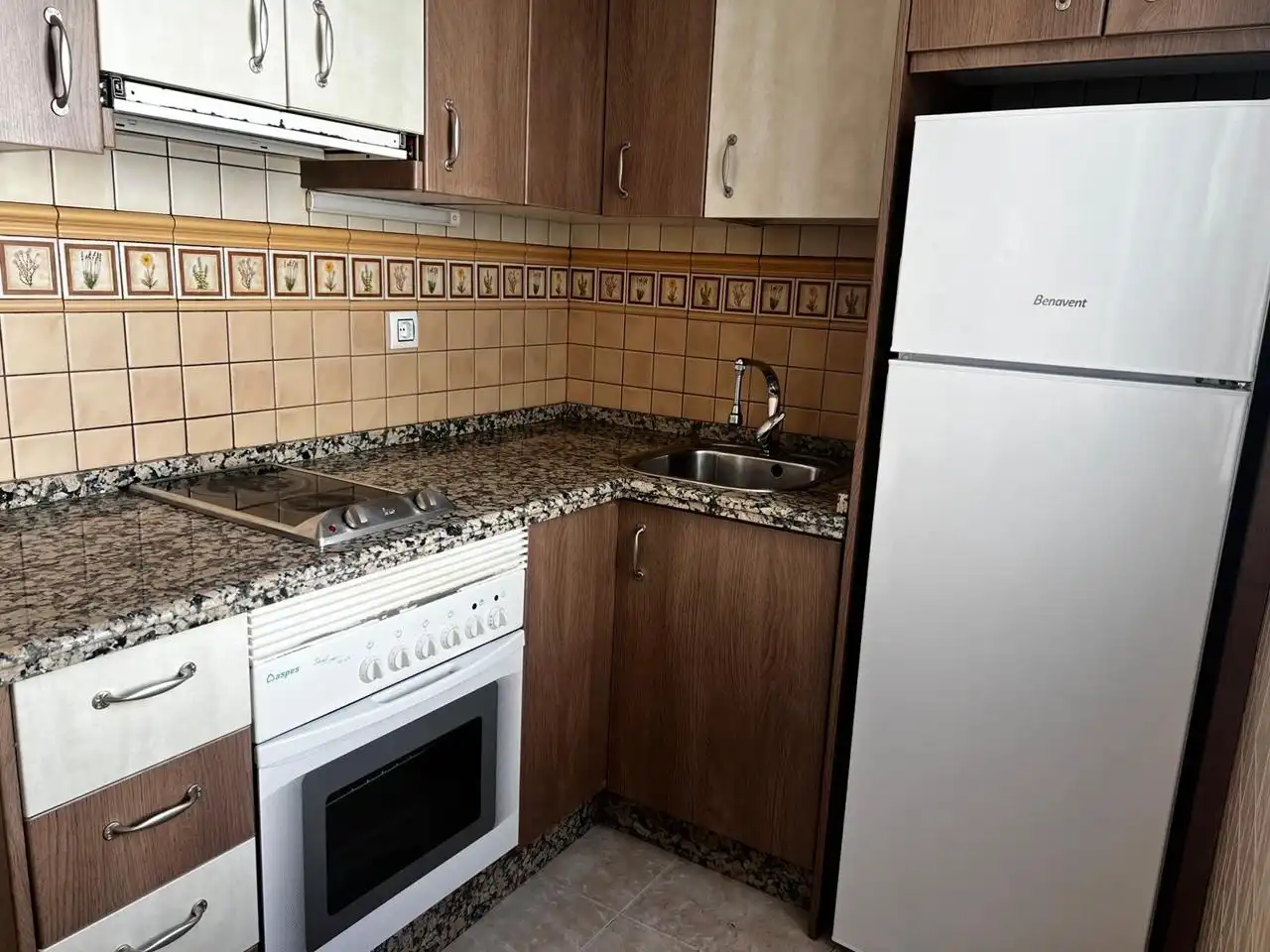 Cocina de Piso en venta en Dos Hermanas con Aire acondicionado, Terraza y Trastero