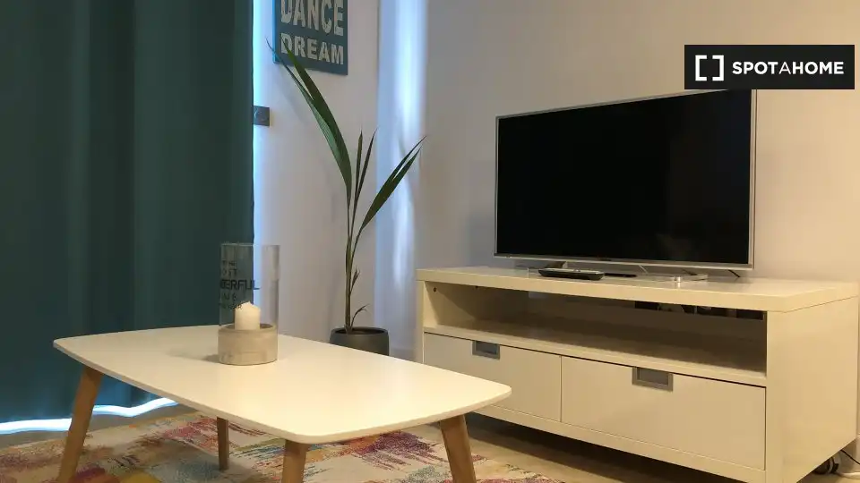 Room in Villaverde Alto