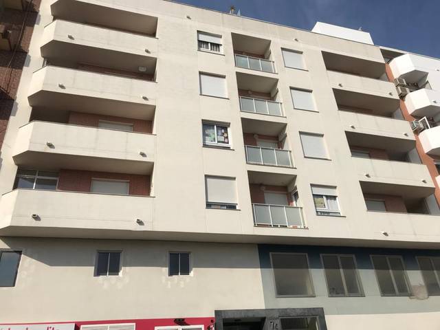 Garaje en Venta en GUILLEM DE CASTRO en Oliva pueblo