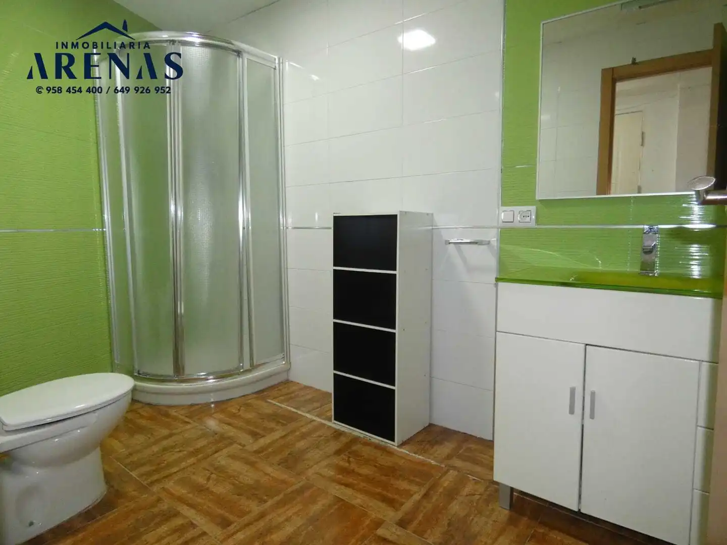 Bathroom of Houses for sale in Chimeneas