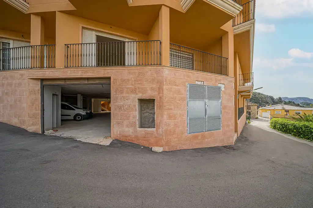 Vista exterior de Edificio en venta en Tàrbena