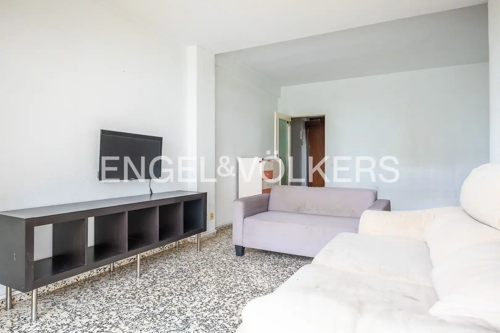 Living room of Flat for sale in Sevilla  with Heating, Swimming Pool and Balcony