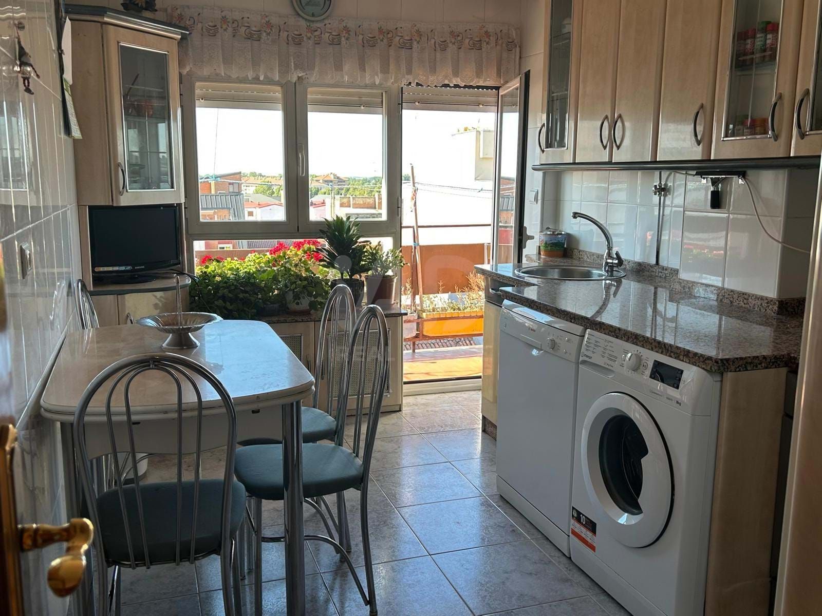 Kitchen of Flat for sale in León Capital   with Heating and Terrace