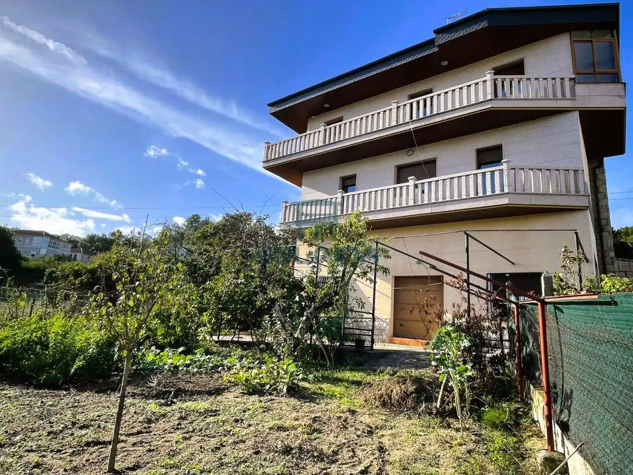 Vista exterior de Casa o chalet en venta en Ourense Capital  con Calefacción, Jardín privado y Terraza