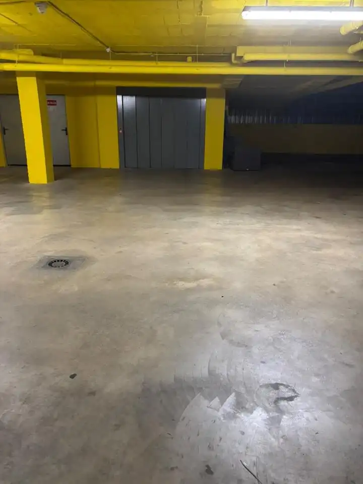 Garage zur Miete in Málaga