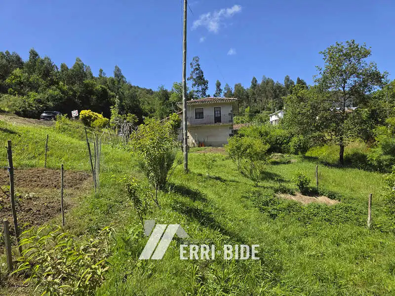 Country house zum Verkauf in Mungia mit Privatgarten, Abstellraum und Balkon