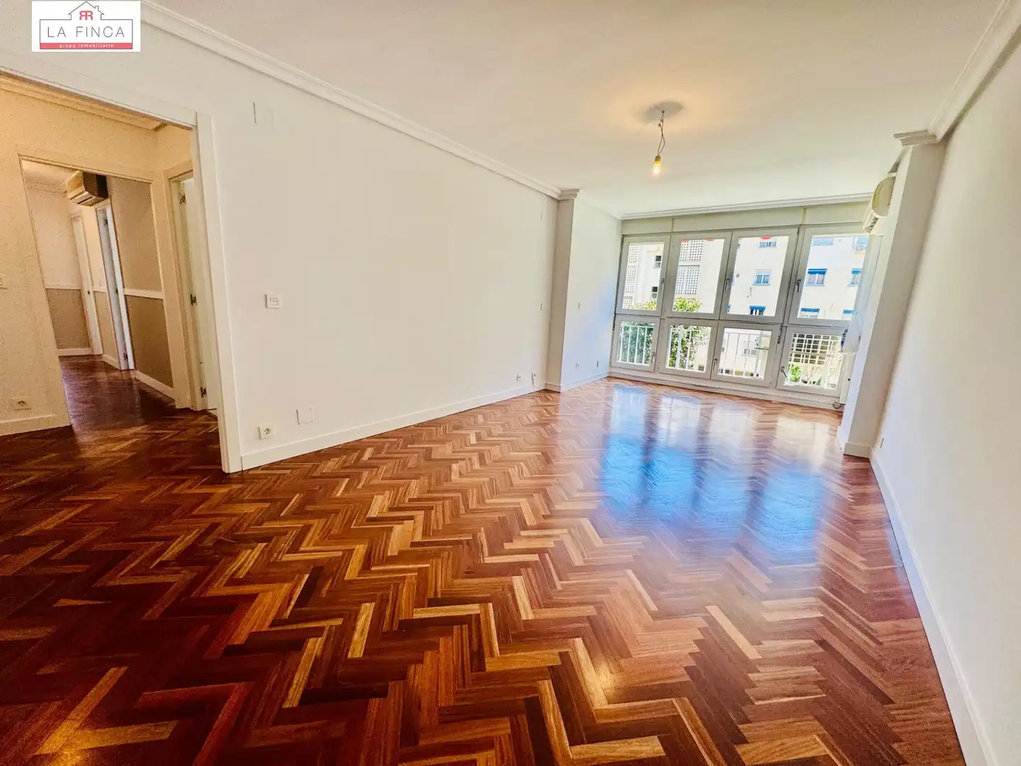 Sala d'estar de Pis en venda en Málaga amb Aire condicionat, Parquet i Piscina comunitària