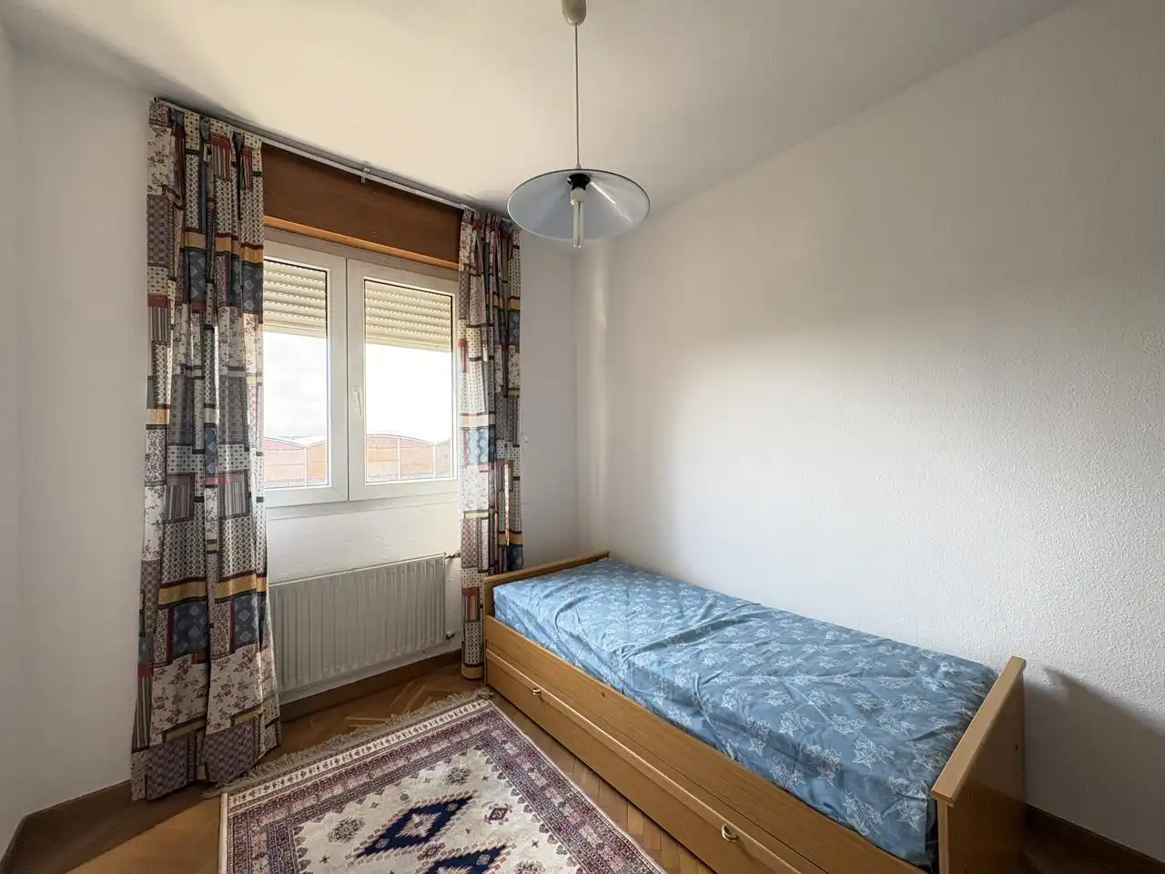 Schlafzimmer von Wohnung zur Miete in Madrid mit Heizung und Gemeinschaftspool