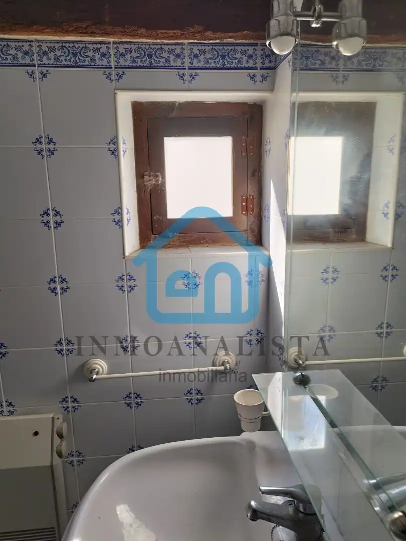 Bathroom of Country homes for sale in Requena  with Heating and Balcony