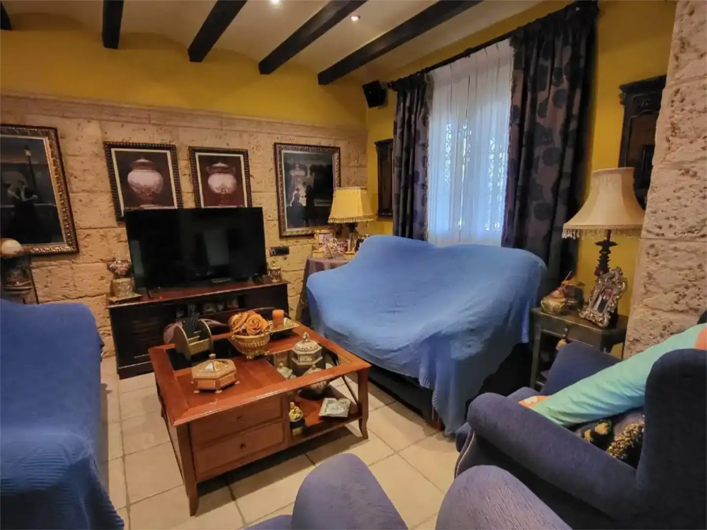 Sala de estar de Finca rústica en venta en Bigastro con Aire acondicionado, Jardín privado y Piscina