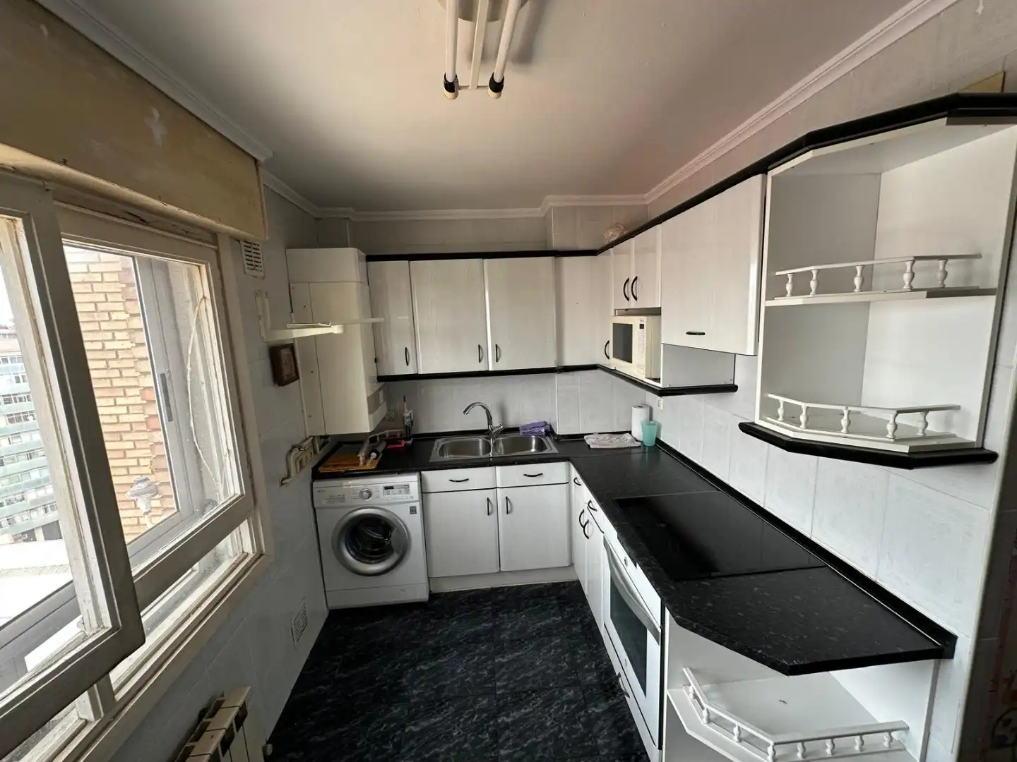 Kitchen of Apartments for sale in Burgos  with Heating