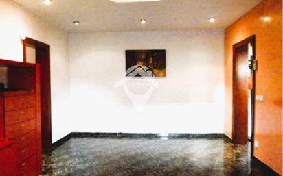 Flat for sale in Sabadell  with Air Conditioner, Heating and Balcony