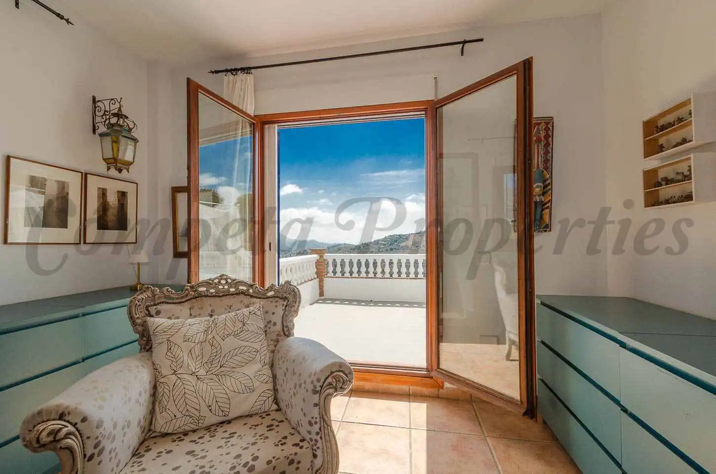 Living room of Country homes for sale in Cómpeta  with Air Conditioner, Private garden and Terrace