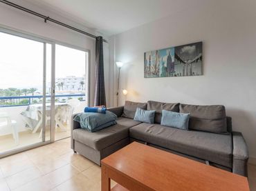 Apartamento con balcón en venta en ADEJE 300