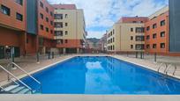 Piscina de Pis en venda en Castro-Urdiales amb Calefacció, Balcó i Piscina comunitària