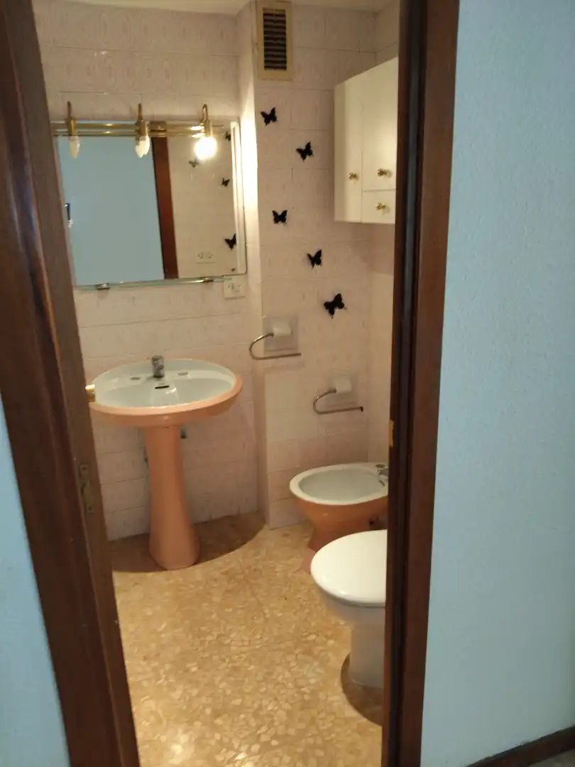 Bathroom of Flat for sale in Zaragoza  with Heating, Parquet flooring and Terrace