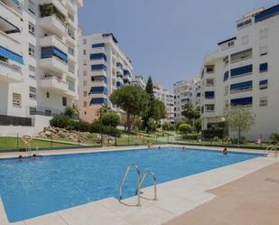 Piscina de Pis en venda en Marbella amb Aire condicionat, Piscina i Balcó