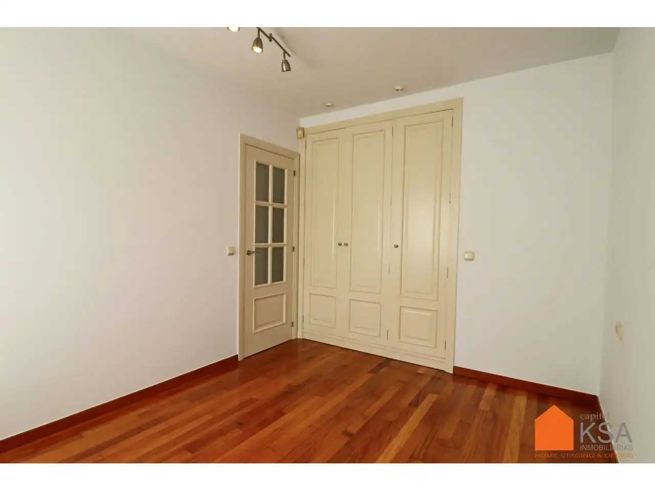Houses for sale in Calle Piñeiro de Villestro, Parroquias de Santiago