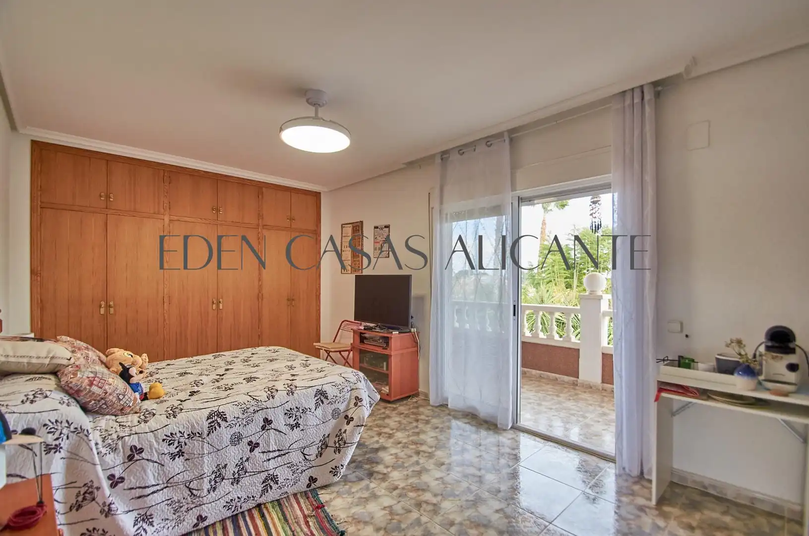 Habitación de Casa o chalet en venta en Mutxamel con Aire acondicionado, Calefacción y Jardín privado