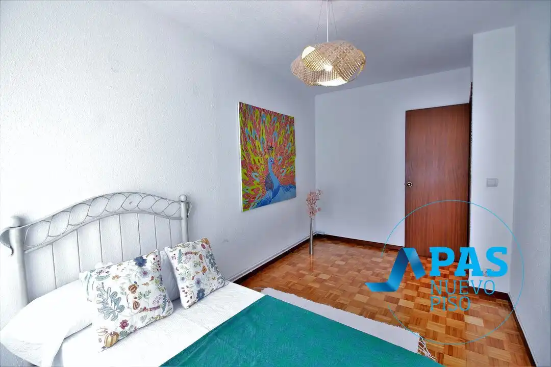 Habitación de Piso en venta en Santander con Calefacción, Trastero y Amueblado