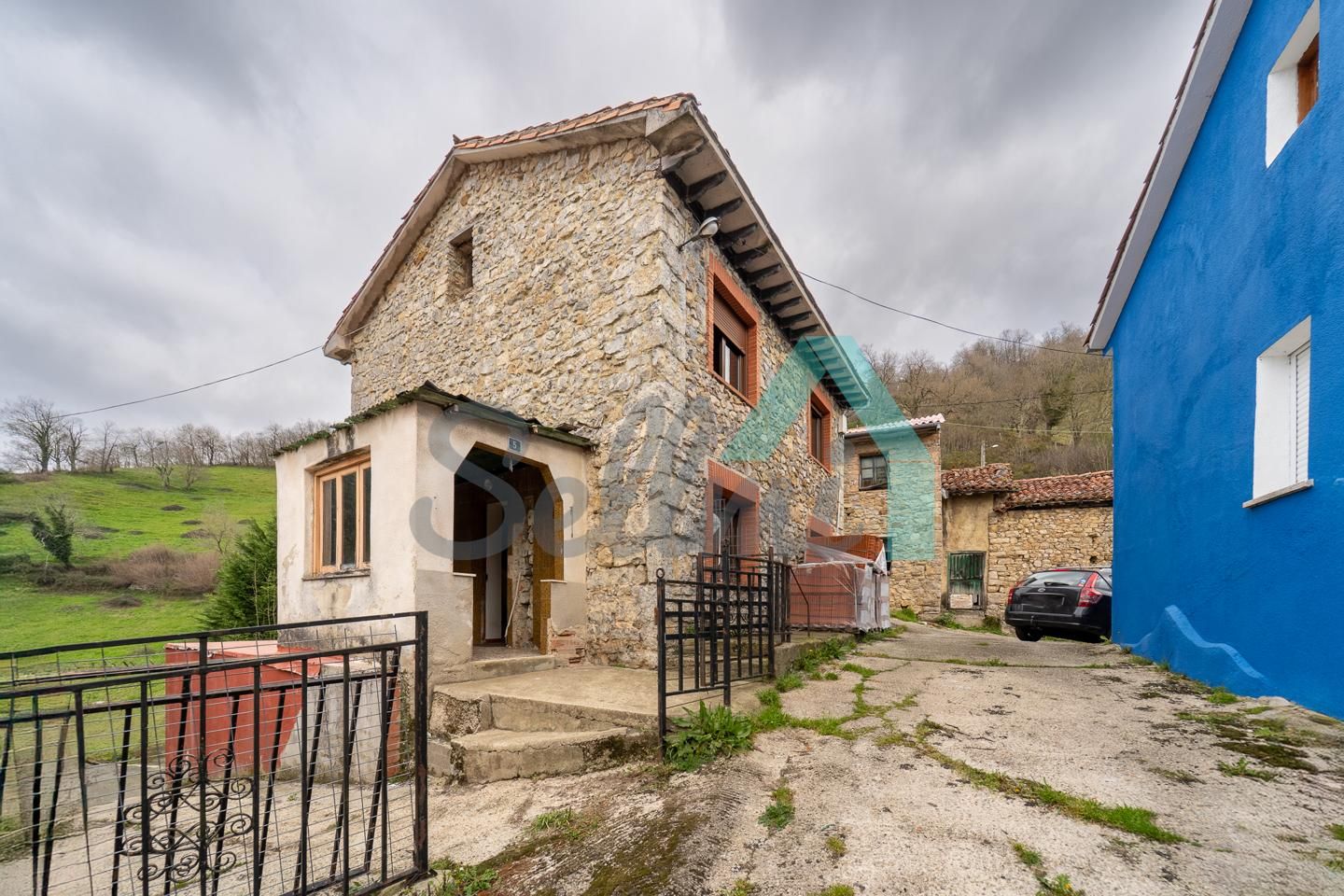 Exterior view of House or chalet for sale in Bimenes  with Heating, Private garden and Terrace