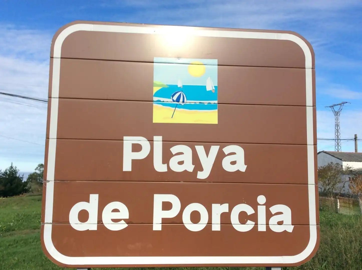 Vista exterior de Casa o chalet en venta en El Franco  con Calefacción, Jardín privado y Terraza
