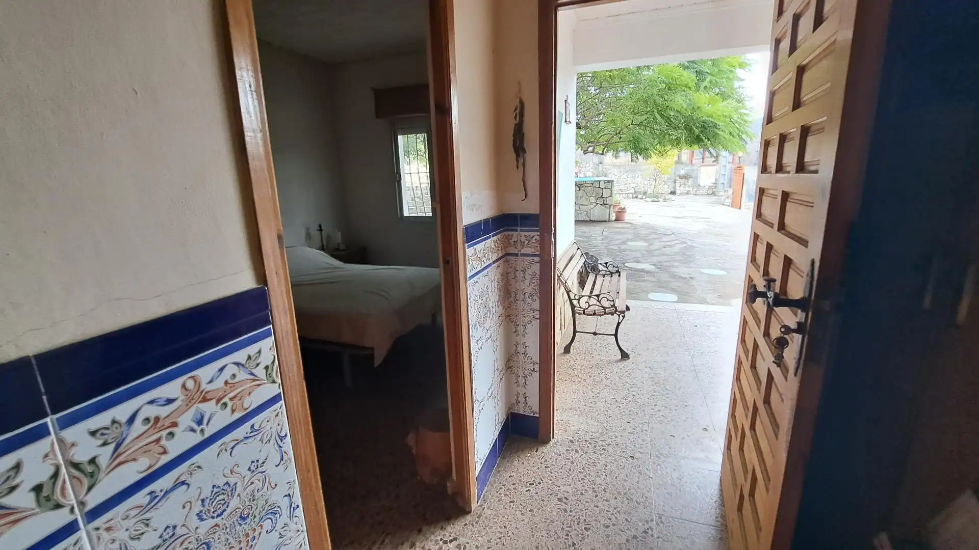 Houses for sale in Alzira  with Terrace, Storage room and Swimming Pool