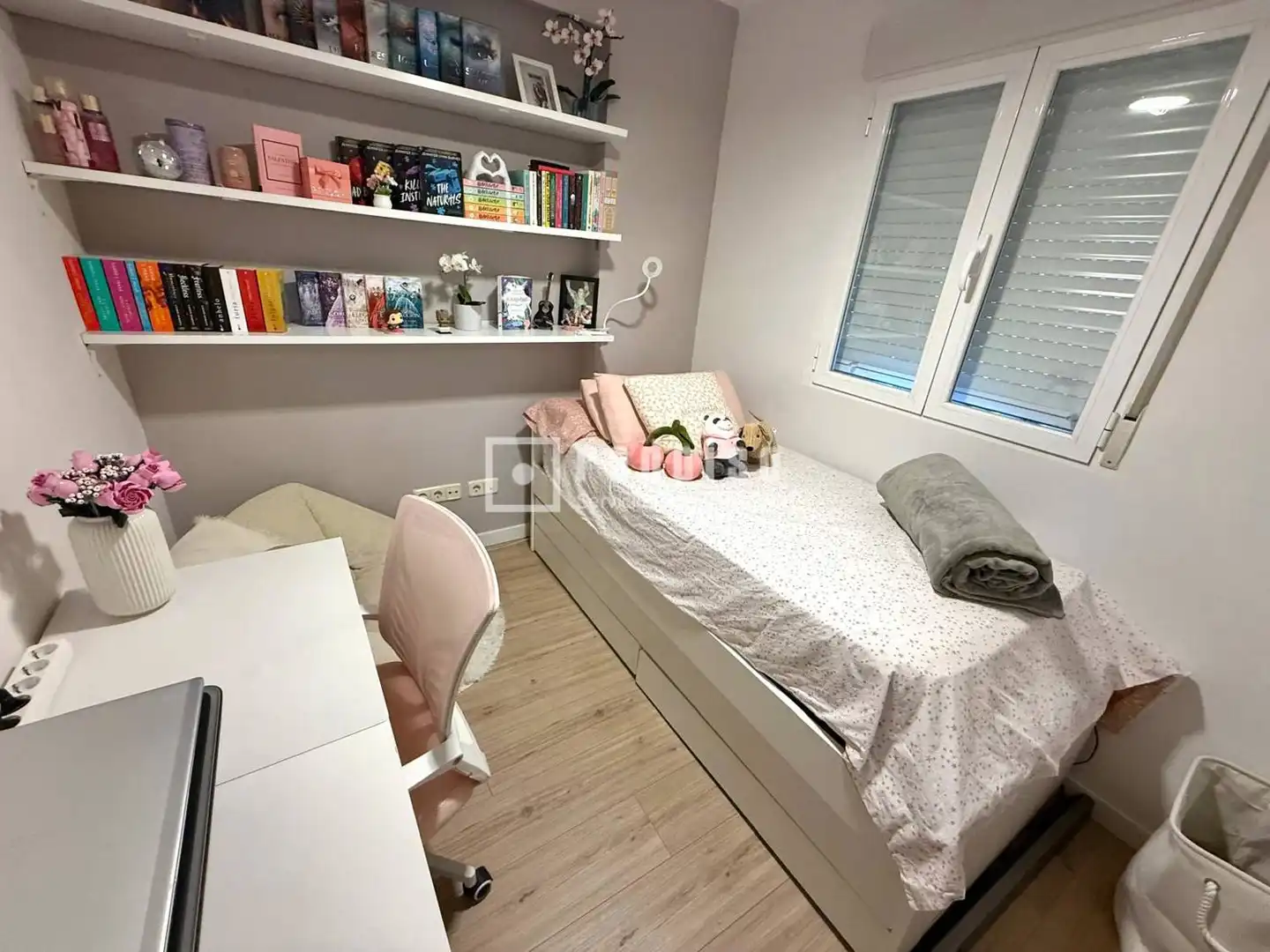 Schlafzimmer von Wohnung zum Verkauf in Madrid mit Klimaanlage, Heizung und Privatgarten