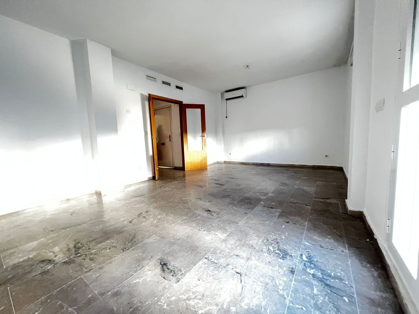 Single-family semi-detached for sale in Bollullos de la Mitación  with Air Conditioner and Terrace