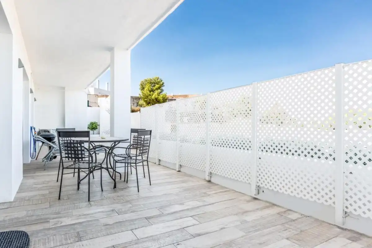 Piso con ascensor en venta en Nueva Andalucía, imagen 2