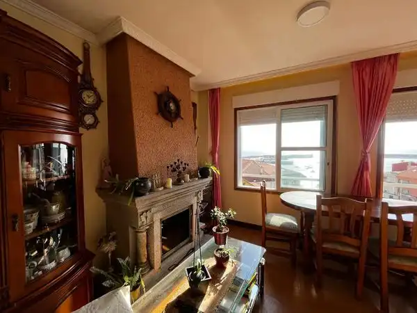 Sala d'estar de Pis en venda en A Guarda   amb Calefacció, Terrassa i Traster