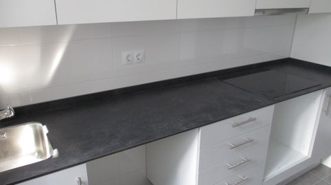 Foto 3 de Piso en venta en Calle de Felipe Castro, Pradolongo, Madrid Capital