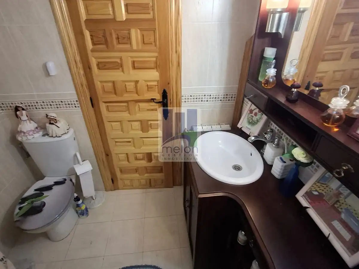 Bathroom of Houses for sale in Carcedo de Burgos  with Storage room