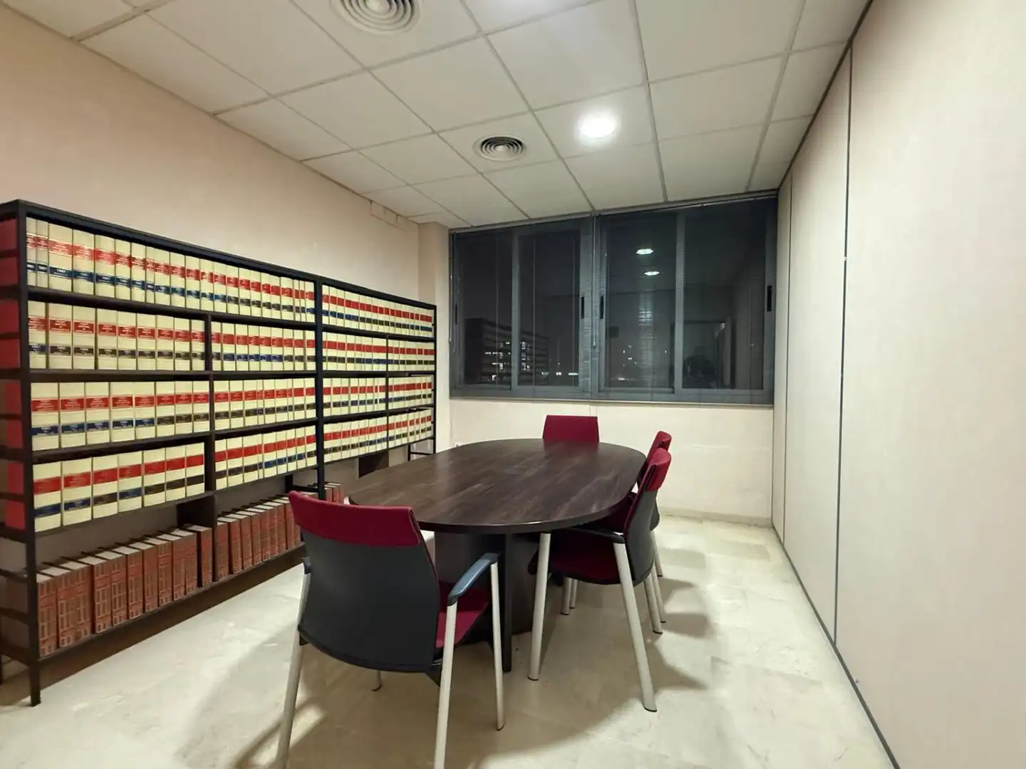 Büro zur Miete in Sevilla