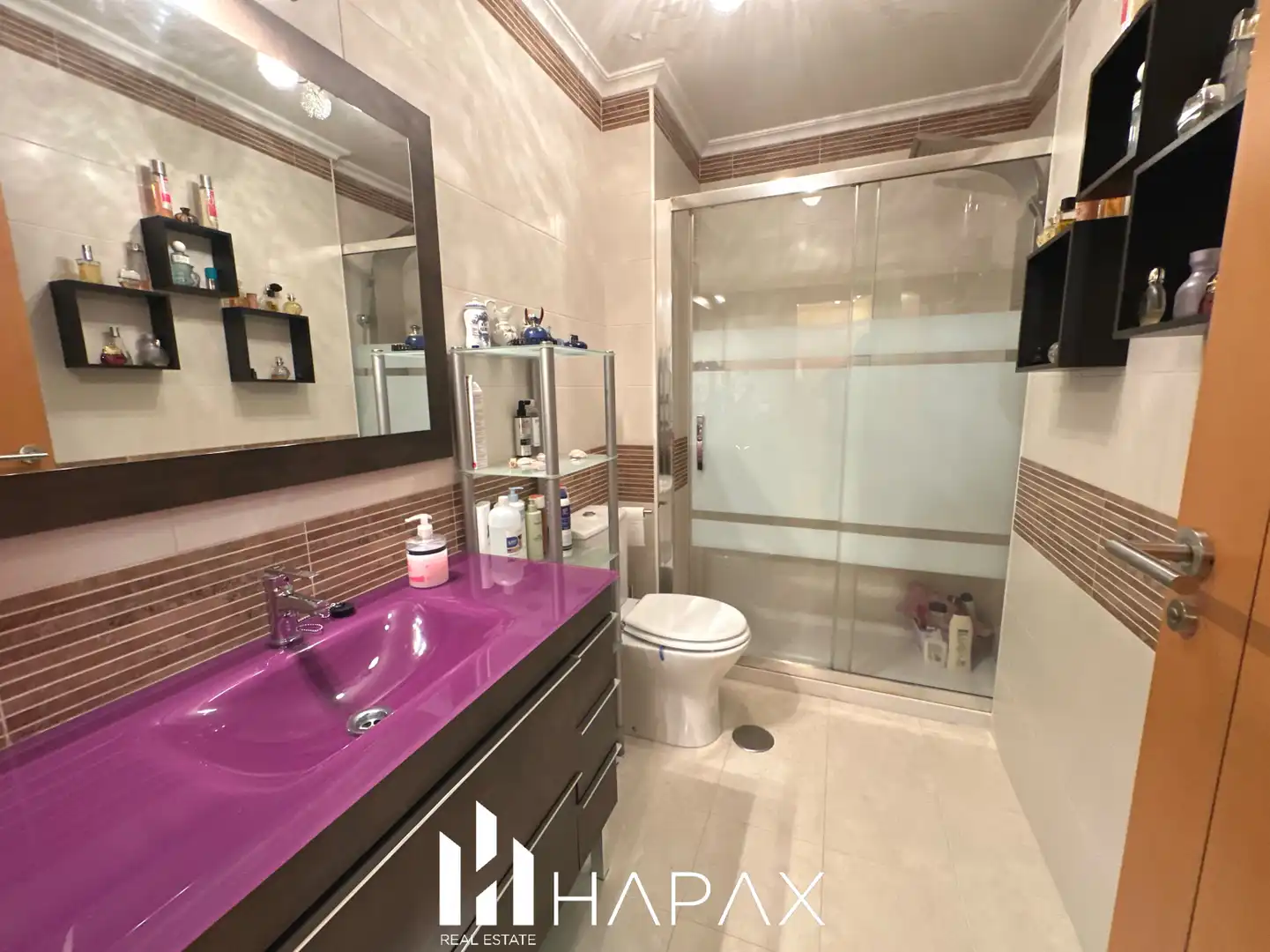 Baño de Piso en venta en Moriscos con Calefacción y Terraza