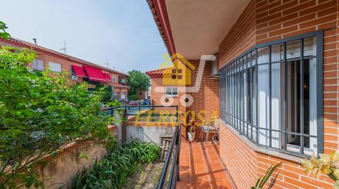 Foto 2 de Casa adosada en venda a Miguel Delibes, Rielves, Toledo