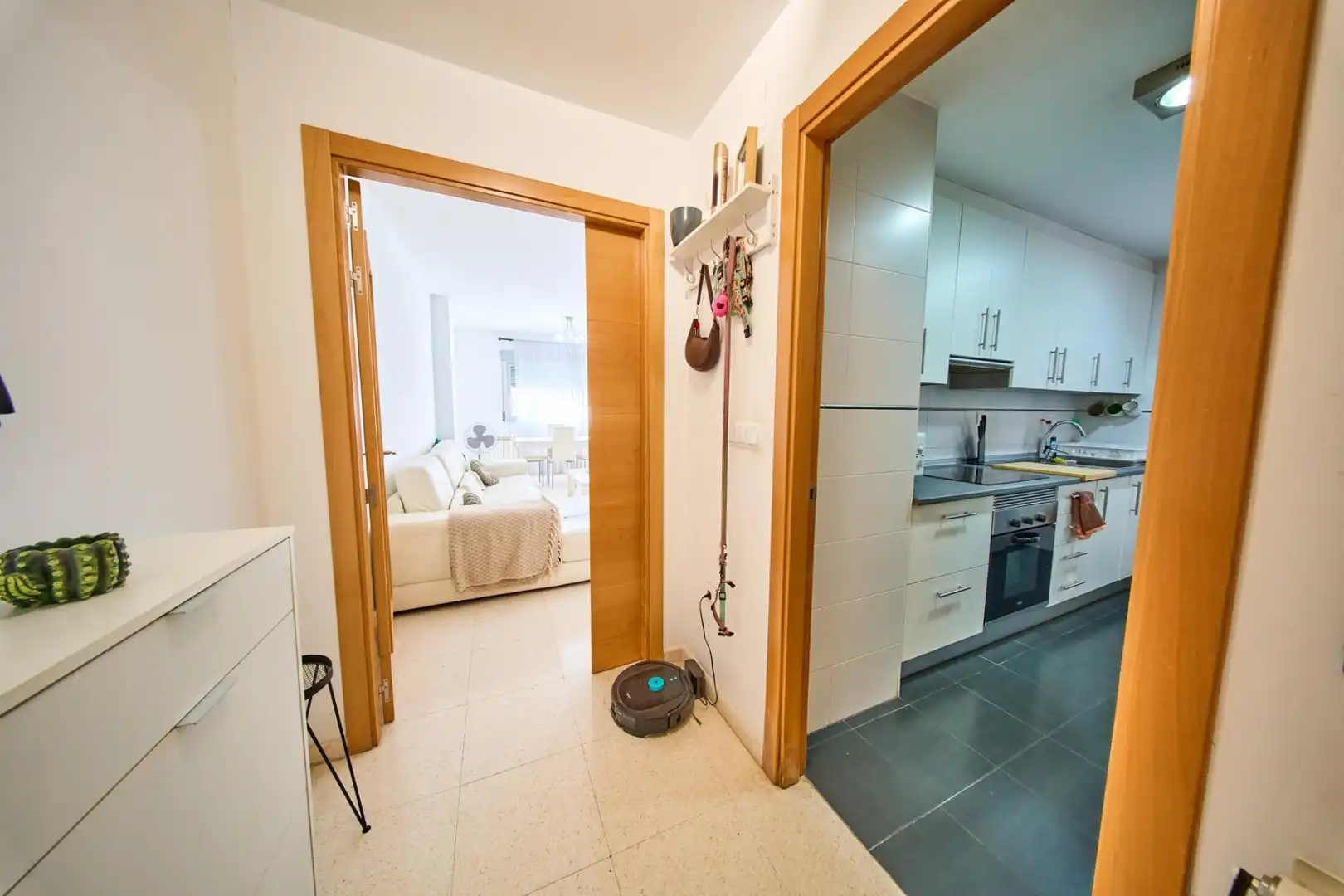 Küche von Wohnung zum Verkauf in Granada mit Heizung, Privatgarten und Gemeinschaftspool