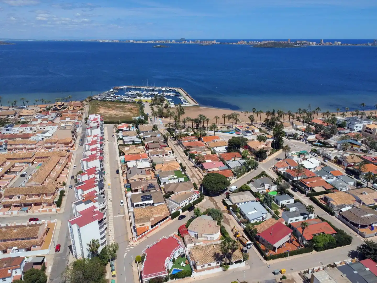 Außenansicht von Wohnungen zur Miete in Cartagena mit Klimaanlage, Heizung und Terrasse