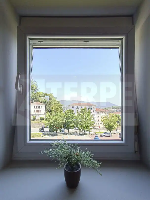 Vista exterior de Piso en venta en Errenteria con Calefacción