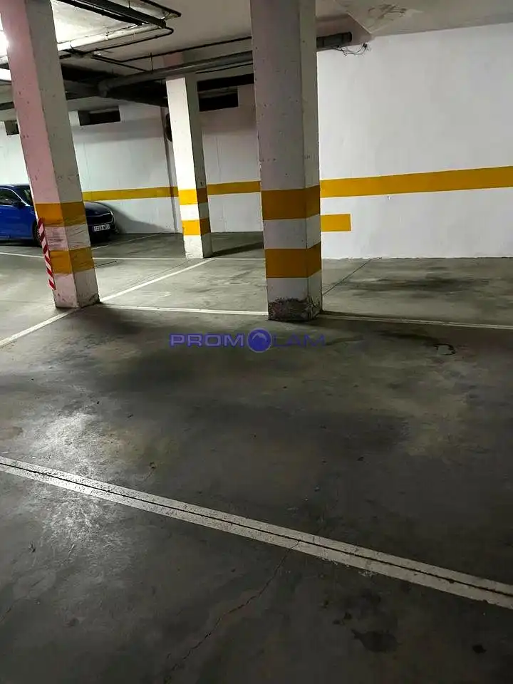 Parking de Piso en venta en Mairena del Aljarafe con Aire acondicionado y Terraza
