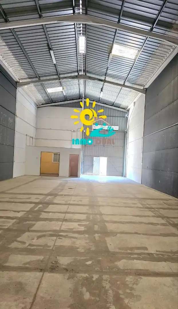 Nave industrial de alquiler en Badajoz
